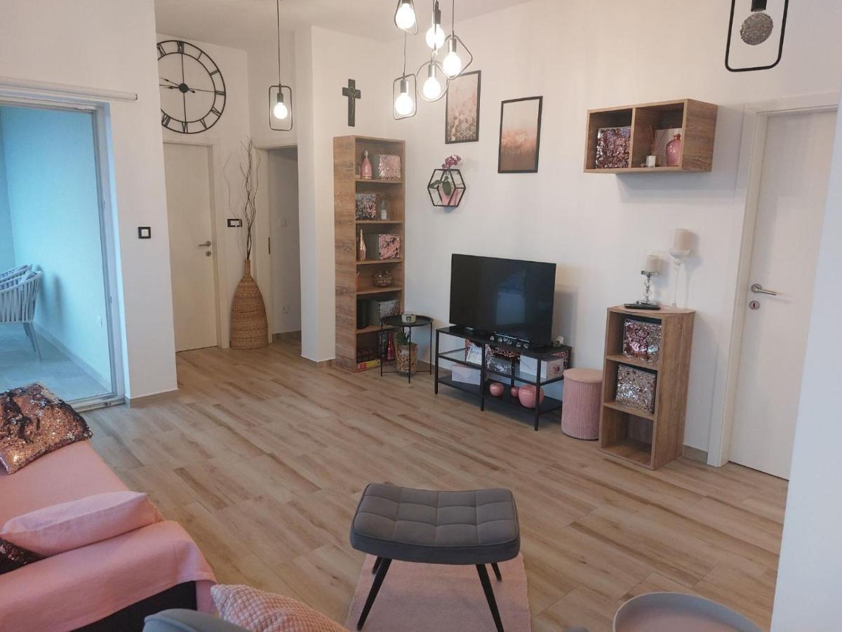 Apartment Mia 2 Banjol 외부 사진